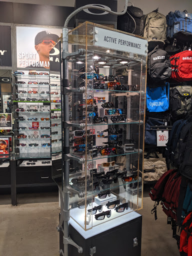 Sunglasses Store «Oakley Vault», reviews and photos, 3939 S Interstate Hwy 35 #191, San Marcos, TX 78666, USA