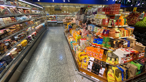 Grocery Store «Fresh Farms», reviews and photos, 20 S Milwaukee Ave, Wheeling, IL 60090, USA