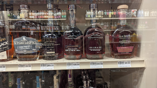 Liquor Store «Friar Tuck Beverage», reviews and photos, 1333 Savoy Plaza Ln, Savoy, IL 61874, USA