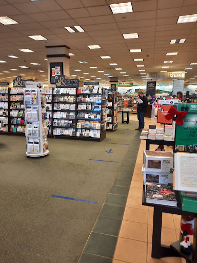 Book Store «Barnes & Noble», reviews and photos, 3454 Erie Blvd E, Syracuse, NY 13214, USA