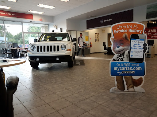 Used Car Dealer «Apple CDJR of Hanover», reviews and photos, 200 Eisenhower Dr, Hanover, PA 17331, USA