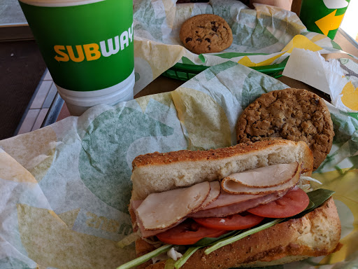 Restaurant «Subway», reviews and photos, 900 N Austin Ave #602, Georgetown, TX 78626, USA