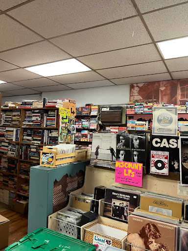 Used Book Store «Newtown Book & Record Exchange», reviews and photos, 102 S State St, Newtown, PA 18940, USA