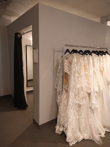 Bridal Shop «Luxe Bridal Couture», reviews and photos, 3918 Cedar Grove Pkwy, Eagan, MN 55122, USA
