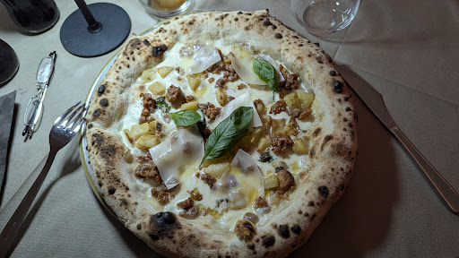 Antares Pizza Lab in Mileto, Provincia di Vibo Valentia