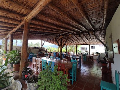Restaurante Dónde Memo - Unnamed Road, Sasaima, Cundinamarca, Colombia
