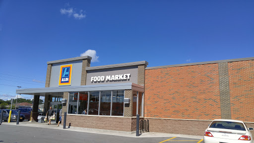 Supermarket «ALDI», reviews and photos, 2194 Hudson Ave, Irondequoit, NY 14617, USA