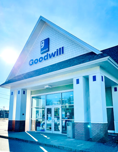 Thrift Store «Goodwill», reviews and photos