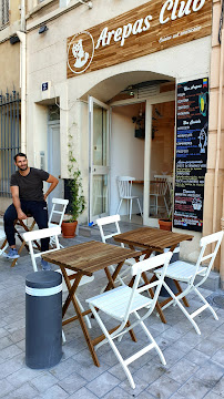 Atmosphère du Restaurant de cuisine latino-américaine moderne Arepas Club Marseille (& Cevichería) - n°4