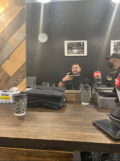 Barber Shop «ORIGINAL SHARP Barbershop & Shave Parlor», reviews and photos, 315D Millburn Ave, Millburn, NJ 07041, USA