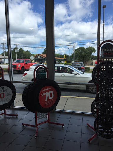 Tire Shop «Discount Tire Store - Greenville, SC», reviews and photos, 1408 Woodruff Rd, Greenville, SC 29607, USA
