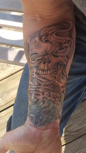 Tattoo Shop «Aztec Ink», reviews and photos, 8920 North Fwy, Houston, TX 77037, USA