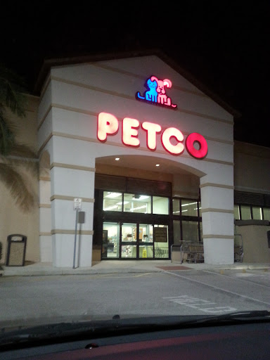 Pet Supply Store «Petco Animal Supplies», reviews and photos, 5975 20th St, Vero Beach, FL 32966, USA