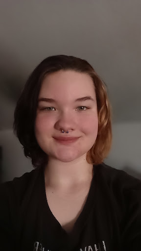 Explore simple tattoo outline ideas, creative tattoo ideas in Peoria, available at Mad Tattoo and Piercing