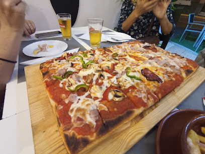 Pizzeria MetroPizza - C. el Calvario, 34, 38600 Granadilla, Santa Cruz de Tenerife, Spain