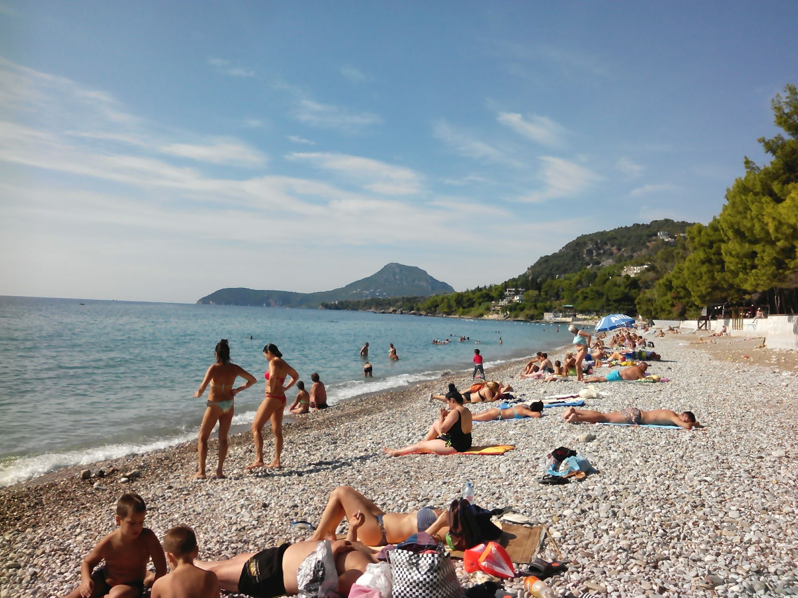 Mala Plazha'in fotoğrafı düz bir kıyı şeridi ile birlikte