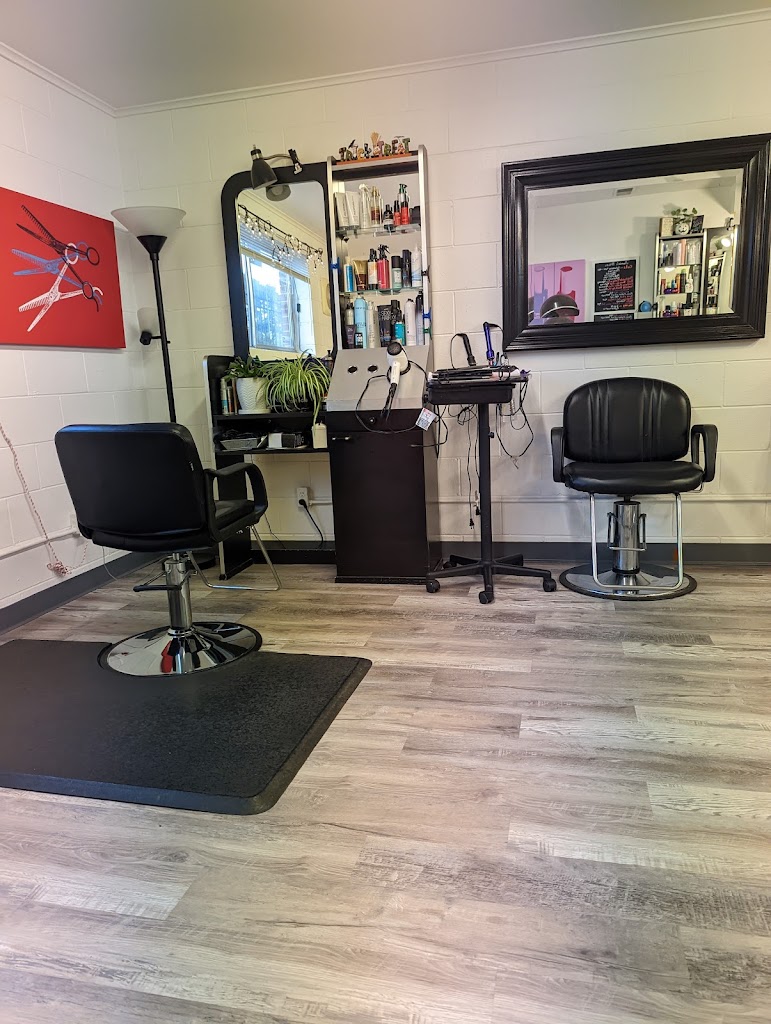 Studio 117 Hair & Nails LLC 48433