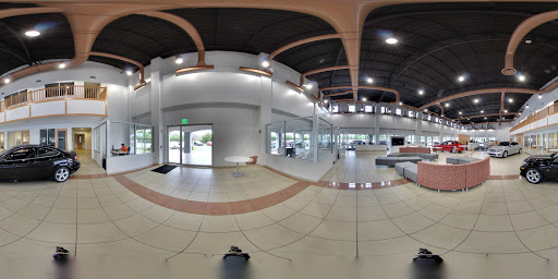 Used Car Dealer «Q Auto Brandon», reviews and photos, 1207 E Brandon Blvd, Brandon, FL 33511, USA