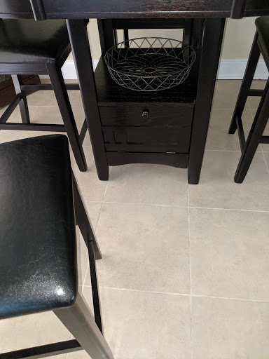 Used Furniture Store «Orlando Furniture Exchange», reviews and photos, 3228 W State Rd 426 #1016, Oviedo, FL 32765, USA