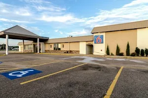 Motel 6 York, NE image