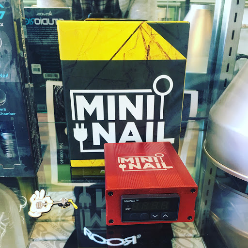 Tobacco Shop «South Side Smoke Shop Stop No.2», reviews and photos, 3333 S Halsted St, Chicago, IL 60608, USA