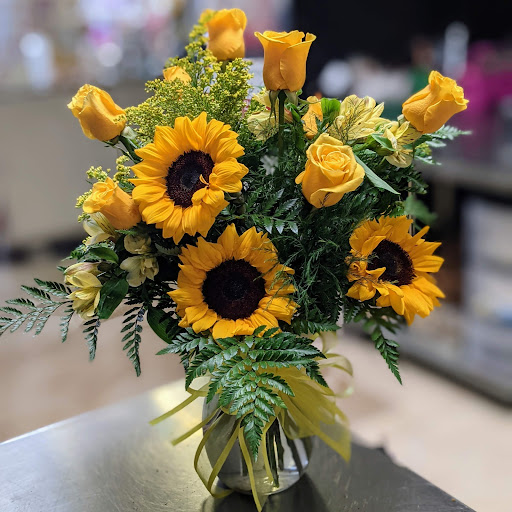 Florist «All A Bloom Florist and Gifts (24/7)», reviews and photos, 116 N Collins St, Plant City, FL 33563, USA