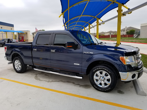 Car Wash «Crystal Clean Carwash», reviews and photos, 10779 Potranco Rd, San Antonio, TX 78251, USA