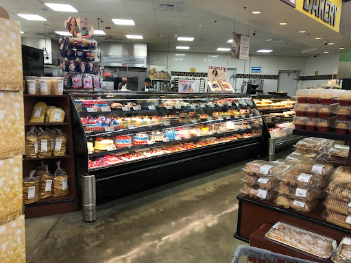 Grocery Store «Superior Grocers», reviews and photos, 15000 Crenshaw Blvd, Gardena, CA 90249, USA