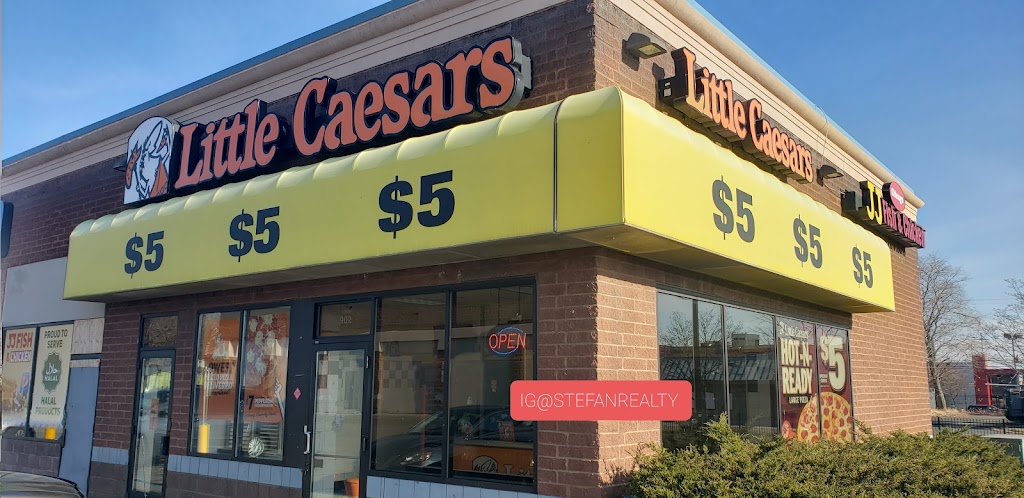 Little Caesars Pizza 55411