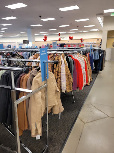 Department Store «Nordstrom Rack Towne Place at Garden State Park», reviews and photos, 951 Haddonfield Rd a, Cherry Hill, NJ 08002, USA