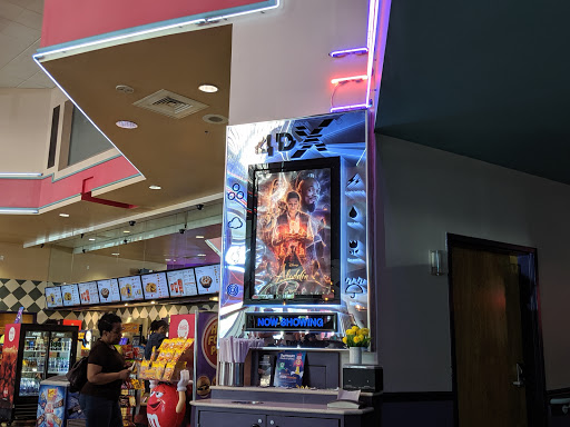 Movie Theater «Regal Cinemas Avenues 20 & RPX», reviews and photos, 9525 Philips Hwy, Jacksonville, FL 32256, USA