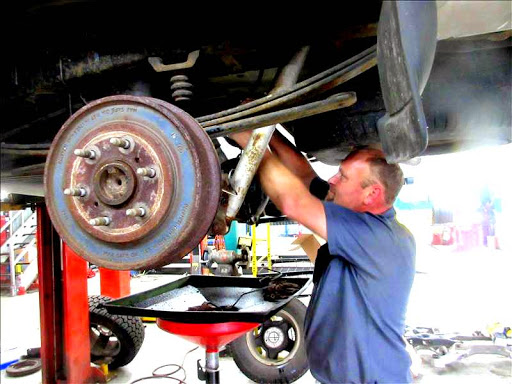 Auto Body Shop «Kumler Collision & Automotive», reviews and photos, 2313 E Main St, Lancaster, OH 43130, USA