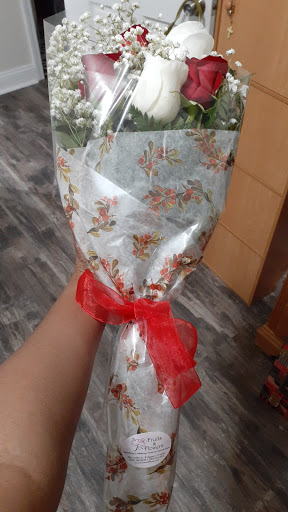 Florist «Fruits & Flowers», reviews and photos, 566 Lindley St, Bridgeport, CT 06606, USA