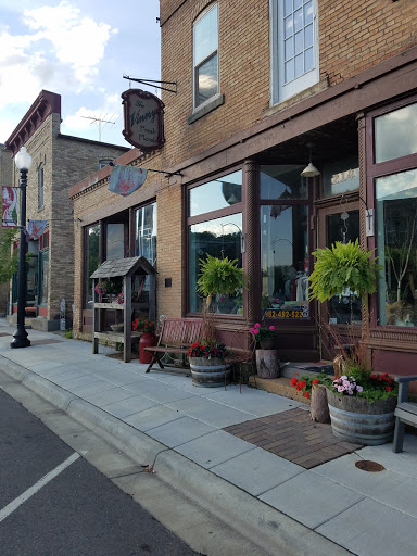 Florist «Vinery», reviews and photos, 214 Water St, Jordan, MN 55352, USA