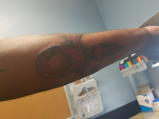 Tattoo Shop «Highlander Tattoo», reviews and photos, 4516 Curry Ford Rd, Orlando, FL 32812, USA