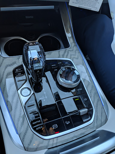 BMW Dealer «Thompson BMW», reviews and photos