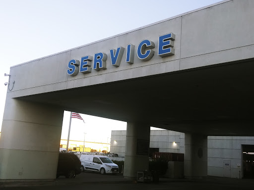 Ford Dealer «The Ford Store San Leandro», reviews and photos, 1111 Marina Blvd, San Leandro, CA 94577, USA