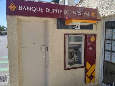 Distributeur Automatique De Billets Domaine De La Dragonnière à Vias