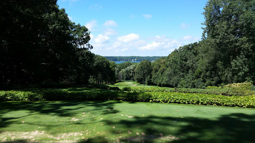 Golf Course «Abbey Springs Golf Course», reviews and photos, Country Club Dr, Fontana-On-Geneva Lake, WI 53125, USA