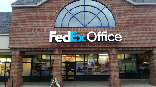 FedEx Office Print & Ship Center, 2609 Plymouth Rd #7, Ann Arbor, MI 48105, USA, 