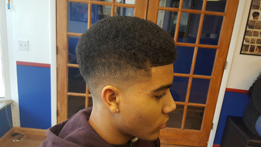 Barber Shop «Chris Cuttz Barbershop», reviews and photos, 141 Main St, Chester, NY 10918, USA