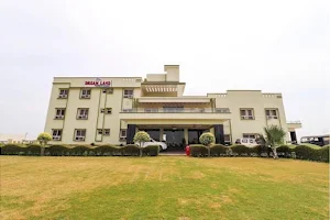 Bedi's Dream Land Hotel & Resort, Ayodhya image