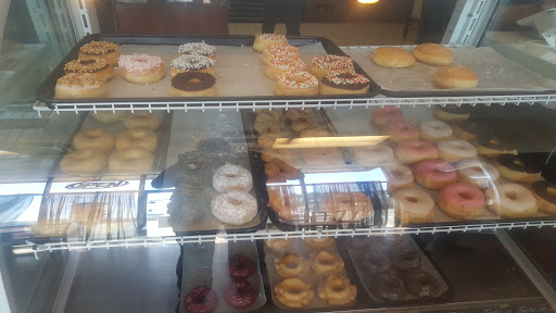 Donut Shop «Donut Worry», reviews and photos, 248 E Crogan St #6, Lawrenceville, GA 30046, USA