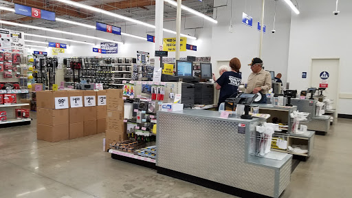 Hardware Store «Harbor Freight Tools», reviews and photos, 729 Colusa Ave b, Yuba City, CA 95991, USA