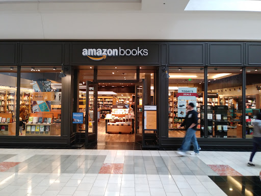 Book Store «Amazon Books», reviews and photos, 9585 SW Washington Square Rd, Portland, OR 97223, USA