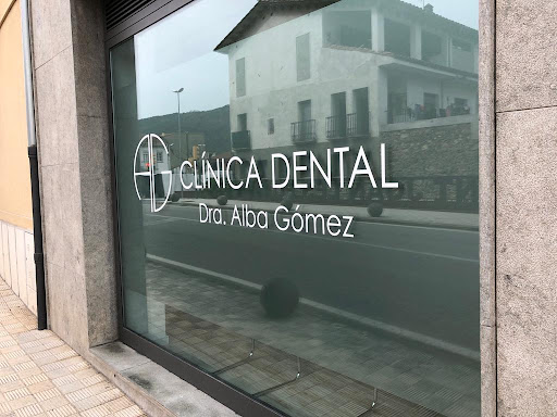 Clínica Dental Dra. Alba Gómez - Sant Joan les Fonts en Sant Joan les Fonts, Girona