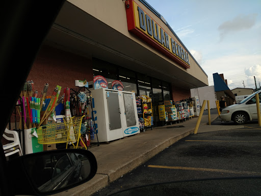 Discount Store «Dollar General», reviews and photos, 144 Hollywood Blvd, Steubenville, OH 43952, USA