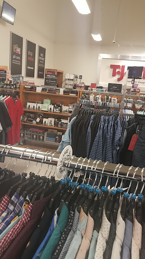 Department Store «T.J. Maxx», reviews and photos, 1965 N Canton Center Rd, Canton, MI 48187, USA