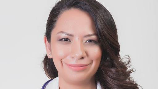 Dra. Alejandra Isabel Pérez Delgadillo / Gastroenterologo