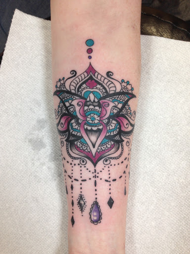 Tattoo Shop «Stone Age Tattoos», reviews and photos, 6009 GA-92, Acworth, GA 30102, USA